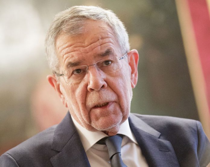 Bundespräsident Alexander Van der Bellen: „400 neue Arbeitsplätze sind gerade nach der wirtschaftlichen Delle durch Corona ein Grund zur Freude.“ Foto: Hofburg/Peter Lechner