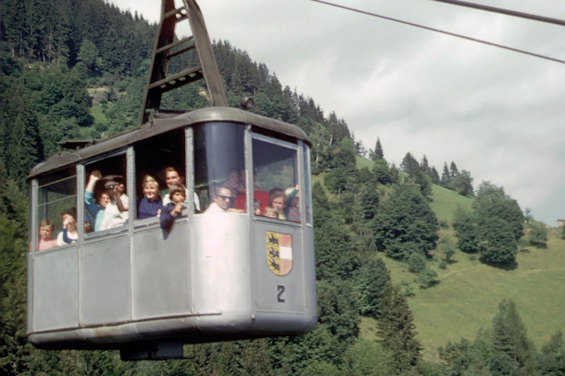 Auch die Gerlitzen-Kanzelbahn wurde in den 1950er Jahren mit Mitteln aus dem Marshallplan (ERP-Fonds) umgebaut und modernisiert.
Fotos: Gerlitzen-Kanzelbahn-Touristik