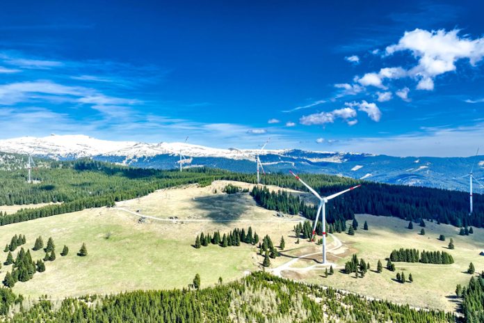 Mit den acht Windkraftanlagen auf der Steinberger Alpe und auf der Soboth ist der Kelag im Vorjahr der Einstieg in die Stromerzeugung aus Windkraft in Kärnten gelungen.