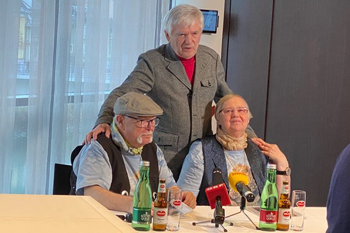 „Der Fluch der Rose“: Regisseur Alfred Meschnigg mit den Autoren Iny Klocke und Elmar Wohlrath.