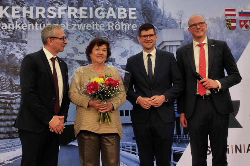 Alexander Walcher, Tunnelpatin Ulrike Wehr, LH-Stv. Martin Gruber und Andreas Fromm.
