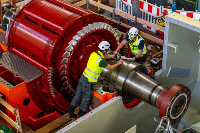 Beispiele für Investitions- und Instandhaltungsprojekte im Bereich Wasserkraft sind die Sanierung und Effizienzsteigerung von Maschinensätzen in den Kraftwerken Außer- und Innerfragant.