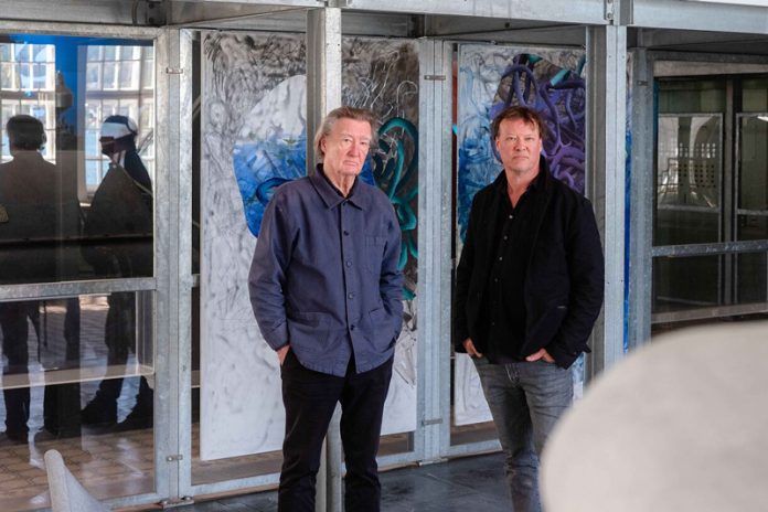 Wolfgang Walkensteiner und Niclas Anatol präsentieren unter dem Titel „Windungen _ vijuge“ ihre Werke im Kelag-Schau-Kraftwerk. Fotos: Kelag